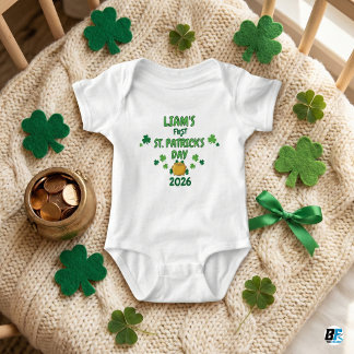 Personlig första St. Patrick's Day 2026 kruka G T Shirt
