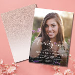 Personlig Foto 21:a födelsedag Party Ro Guld Inbjudningar<br><div class="desc">Girly ro guld glitter 20 första födelsedagsinbjudan med en anpassningsbar fotomall inbjudan som är lätt att anpassa. Om du vill ändra storlek på och placera fotot klickar du på knappen "ANPASSA IT".</div>