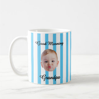 Personlig gåva med bebisansikte till nya farföräld kaffemugg
