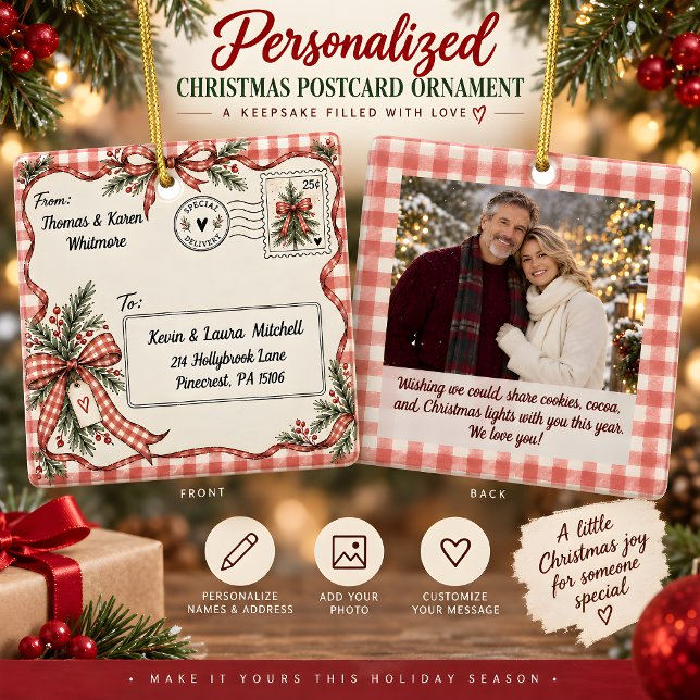 Personlig Gingham Julkort Julgransprydnad Keramik (Personalized Gingham and Bows Christmas Postcard Ceramic Ornament)