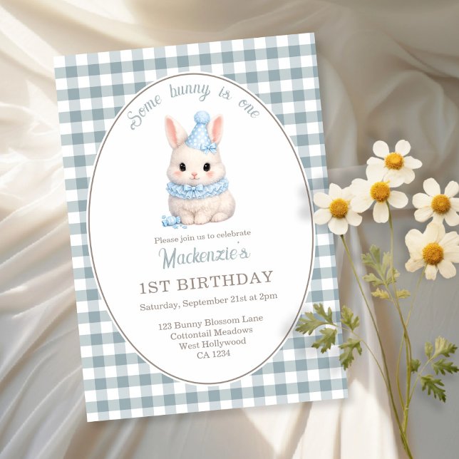 Personlig Gingham Some Bunny Is One Födelsedag Inbjudningar (Gingham Some Bunny Is One Birthday Personalized Invitation by Ricaso. Blue bunny rabbit party)