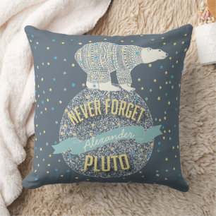 Personlig Glöm aldrig Pluto Polar Bear Kudde