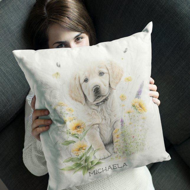 Personlig Golden Retriever Valp i Flowers Kudde (Skapare uppladdad)