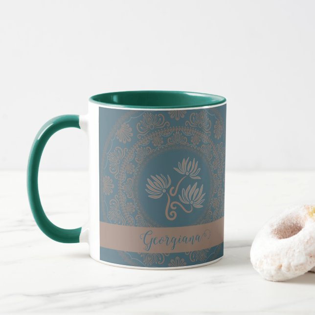 Personlig Golden Teal Rococo Lotus Dot Mandala Mugg (Med munk)