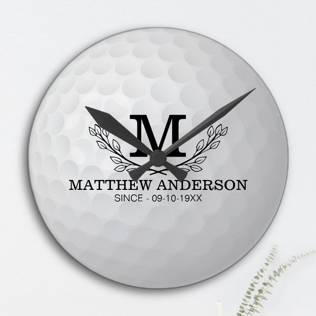 Personlig Golf Boll Mönster Namn Monogram Ålder Rund Klocka (Skapare uppladdad)
