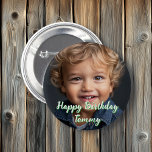 Personlig Grattis på födelsedagen Namn och foto Knapp<br><div class="desc">Anpassa den här pojkens födelsedagsknapp genom att lägga till barnets bild och namn till den här knappen Grattis på födelsedagen i anpassningsområdet.</div>