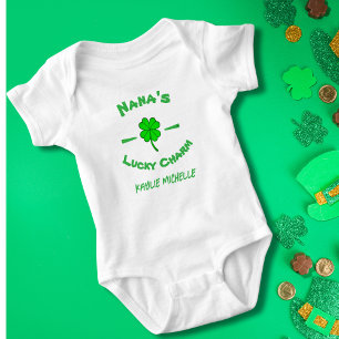 Personlig grön lyckosymbol för St. Patrick's Day T Shirt