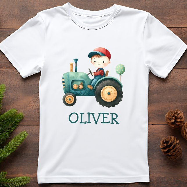 Personlig grön traktor för pojkar t shirt (Skapare uppladdad)