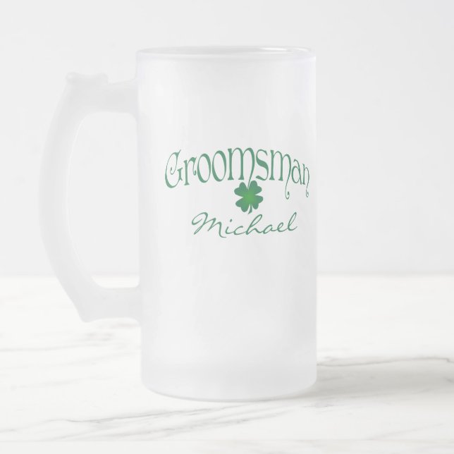 Personlig Grönt Shamrock Groomsman Beer Stein Frostat Ölglas (Vänster)
