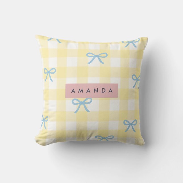 Personlig gul gingham och blå rosett pastell kudde (Framsida)