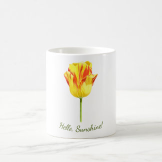 Personlig gul och röd tulpan kaffemugg