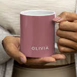 Personlig Guld Monogram Namn Kaffemugg<br><div class="desc">Börja er dag i stil med den här personligen ro guld-monogrammet namn-kaffe mugg. Med ett elegant och sofistikerat monogram för ro guld lägger anpassningsbar mugg till lite elegans till din morgonrutin. Oavsett om du njuter av ditt favoritkaffe, te eller hett choklad, kommer det här högkvalitativa keramiska mugg att behålla dina...</div>