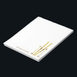 Personlig Guld Skis | Vintage Ski Illustration Anteckningsblock<br><div class="desc">Modern alpinskidor,  skidåkning,  skidor med skidor och poler från guld och guld. Enkel festlig skidåkning i guld för skidåkning i älskare.</div>