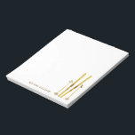 Personlig Guld Skis | Vintage Ski Illustration Anteckningsblock<br><div class="desc">Modern alpinskidor,  skidåkning,  skidor med skidor och poler från guld och guld. Enkel festlig skidåkning i guld för skidåkning i älskare.</div>