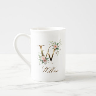 Personlig guldbokstav W med blommor Benporslin Mugg