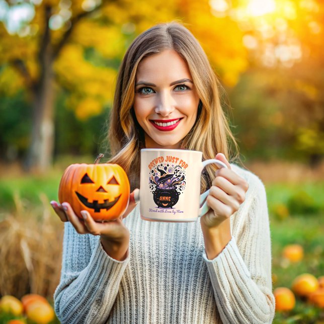 Personlig Halloween Magic Brew Mugg - eget namn (Skapare uppladdad)