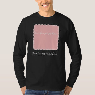 Personlig husdjursfoto i rosa scalloped ram t shirt