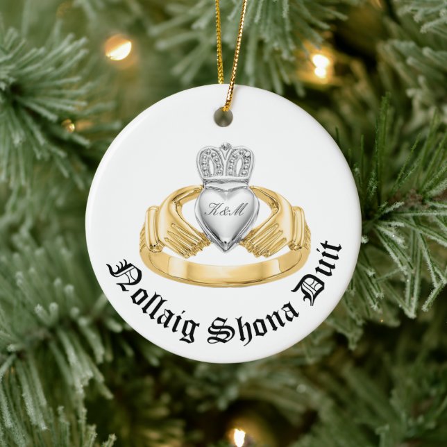Personlig Irish Claddagh - Nollaig Shona Duit Julgransprydnad Keramik (Träd)