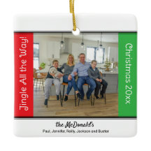 Personlig julgransprydnad med texten 'Jingle All t