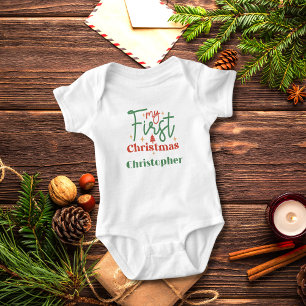 Personlig julklapp till bebis för första julen t shirt