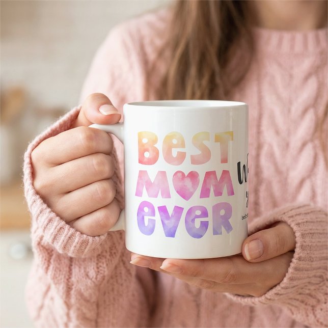 Personlig julklapp till mamma med barnens namn Bäs Kaffemugg (An 11-oz mug is shown. Add names and choose size and style.)