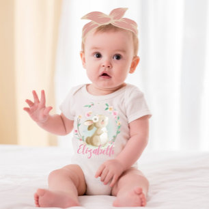Personlig kanin bebis anpassat namn kanin blommig t shirt