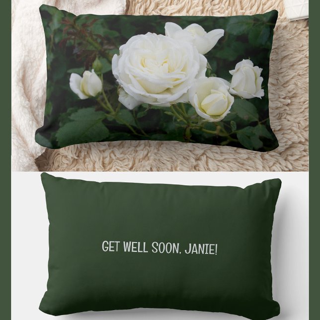 Personlig Kom snart till medarbetarens vän Ro Lumbarkudde (Modern, elegant Get Well Soon personalized name accent pillow coworker. Photo of cream white roses)