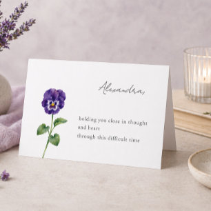 Personlig kondoleanskort med namn och penséblomma kort