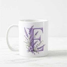 Personlig kopp med blommig bokstav E lavendel