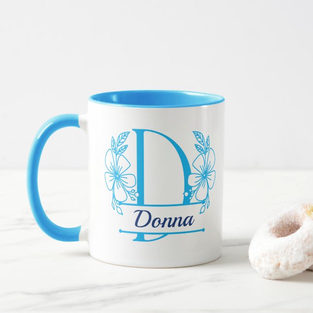 Personlig kopp med blommönstrad monogram bokstav D (Med munk)
