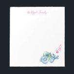 Personlig Kuststation - vattenfärg, oktopus Anteckningsblock<br><div class="desc">Lägg dig i kusten vid vårt personlig-kontor, där din familj namn eller ditt monogram på ett underbart sätt presenteras i elegant handskrivet manustypografi. Adorning varje biet är en inkapslande vattenfärgsblå bläckfisk, som är uppspelt sammanflätad med en sträng av rosorna hjärtan - en perfekt för Valentinanteckningar eller någon annan hjärtslitande korrespondens....</div>