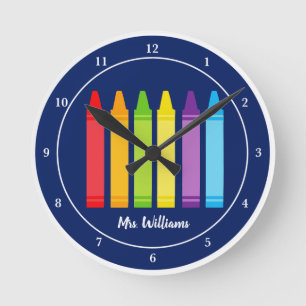 Personlig Lärare Cute Crayon Blue Classroom Rund Klocka