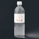 Personlig lärare | Klassrumsmonogramskrön Vattenflaskor Etikett<br><div class="desc">Dessa etiketter för vattenflaskor i klassrummet har en vapensköld med rosa slingor, en trave skolböcker, äpplen och pennor. Färgerna inkluderar rosa, röd, blå, gul, grön och svart. Du kan anpassa med en monogram-initial. Om du har några frågor eller behöver hjälp med att anpassa denna inbjudan, vänligen kontakta mig. Jag hjälper...</div>