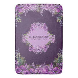 Personlig lila och aubergine blomster  badrumsmatta