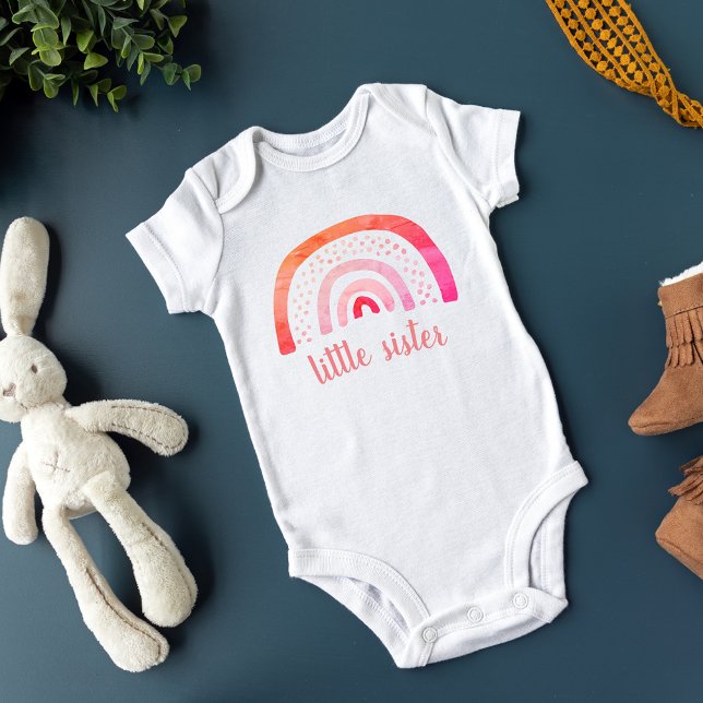 Personlig Little Sister Boho Rainbow T Shirt (Skapare uppladdad)