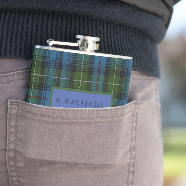 Personlig MacKenzie Tartan Manar Flask Him Fickplunta (In Situ)
