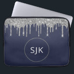 Personlig marinblå Glitter-monogram för marinflott Laptop Fodral<br><div class="desc">Personlig Silver och marinblå Faux Glitter och Gnistra Elegant Monogrammed Initialer Fodral. Fodral kan anpassas så att det omfattar ditt första och första namn.</div>