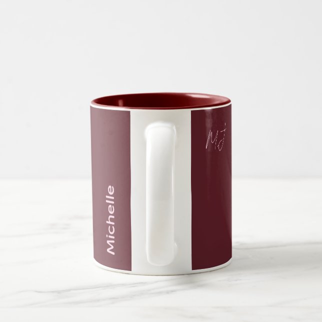 Personlig Maroon & Rosa Chic Namn Monogram Present Två-Tonad Mugg (Handtag)