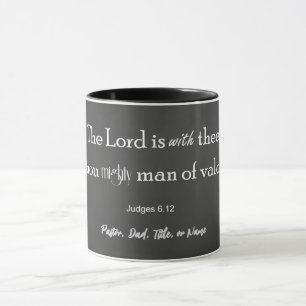 Personlig Mighty Man of Valor Bible Verse Mugg