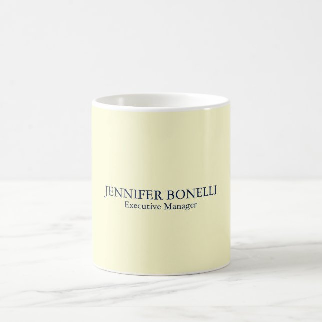 Personlig minimalistisk lägg till ditt namn krämfä kaffemugg (Center)