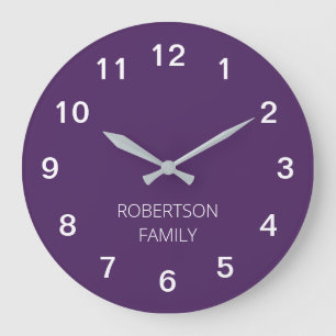 Personlig minimalistisk mörklila väggklocka