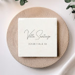 Personlig Modern Namn i hemvistet Stenunderlägg<br><div class="desc">Chic anpassningsbar marble stone-underlägg är namn i din hemort i modern,  handskriven skrift med enkel lokaliseringsinformation med versaler. Anpassa till namn i ditt hem - Villa   Efternamn eller annan föredömlig titel - samt ort och ort. Gör en fantastisk hemmauppvärmningspregift.</div>