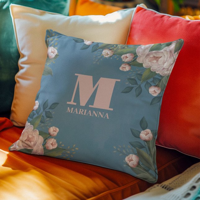 Personlig Monogram Blommigt Rosa ros Kudde (Pink floral monogram throw pillow)
