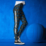 Personlig Monogram Elegant Mönster Leggings<br><div class="desc">Lägg till lite Medelhavselegans till din dörr med vår Anpassningsbar Monogram Family Namn-dörrmatta. Den här mattan är perfekt för gästerna i hälsning med personligens "välkomstmeddelande" och namn för familjen. Den är utformad för hållbarhet i en blått och svart chic. Det är lätt att rengöra och är en perfekt gåva till...</div>