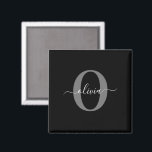 Personlig Monogram Namn Black White Grått Magnet<br><div class="desc">Den här elegantens monogram- och snyggt-manusförfattaren namn kan ges som en gåva till en födelsedag, bröllop, möhippa, årsdag, Mors dag eller vilken tillfälle som helst. Det kan vara personlig med människans initialtid och namn. Du kan ändra teckensnitt, teckensnitt färg, storlekt teckensnitt och bakgrund färg med Verktyg i Design. Teckensnittet storlekt...</div>