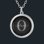 Personlig Monogram Namn Black White Grått Silverpläterat Halsband<br><div class="desc">Den här elegantens monogram- och snyggt-manusförfattaren namn kan ges som en gåva till en födelsedag, bröllop, möhippa, årsdag, Mors dag eller vilken tillfälle som helst. Det kan vara personlig med människans initialtid och namn. Du kan ändra teckensnitt, teckensnitt färg, storlekt teckensnitt och bakgrund färg med Verktyg i Design. Teckensnittet storlekt...</div>