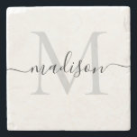 Personlig Monogram & Namn Snyggt Stone Underlägg<br><div class="desc">Höj din hemdekoration med den här Personligen för Elegant, Underlägg Monogram Script Namn Stone. Den här snyggten underlägg en tidlös design med ett vackert utformat monogram och ditt namn i ett skript för elegant, som kombinerar sofistikering och funktionalitet. Perfekt för att skydda yta samtidigt som du gör en personlig beröring...</div>