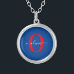 Personlig Monogram skript Namn Blue White Red Silverpläterat Halsband<br><div class="desc">Den här elegantens monogram- och snyggt-manusförfattaren namn kan ges som en gåva till en födelsedag, bröllop, möhippa, årsdag, Mors dag eller vilken tillfälle som helst. Det kan vara personlig med människans initialtid och namn. Du kan ändra teckensnitt, teckensnitt färg, storlekt teckensnitt och bakgrund färg med Verktyg i Design. Teckensnittet storlekt...</div>