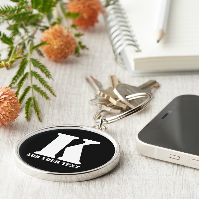 Personlig Monogram Svart Anpassad Modern Text Rund Silverfärgad Nyckelring (Sidan)