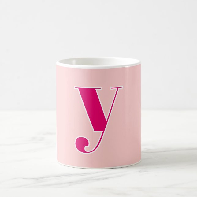 Personlig monograminitial i rosa och fuchsia kaffemugg (Center)